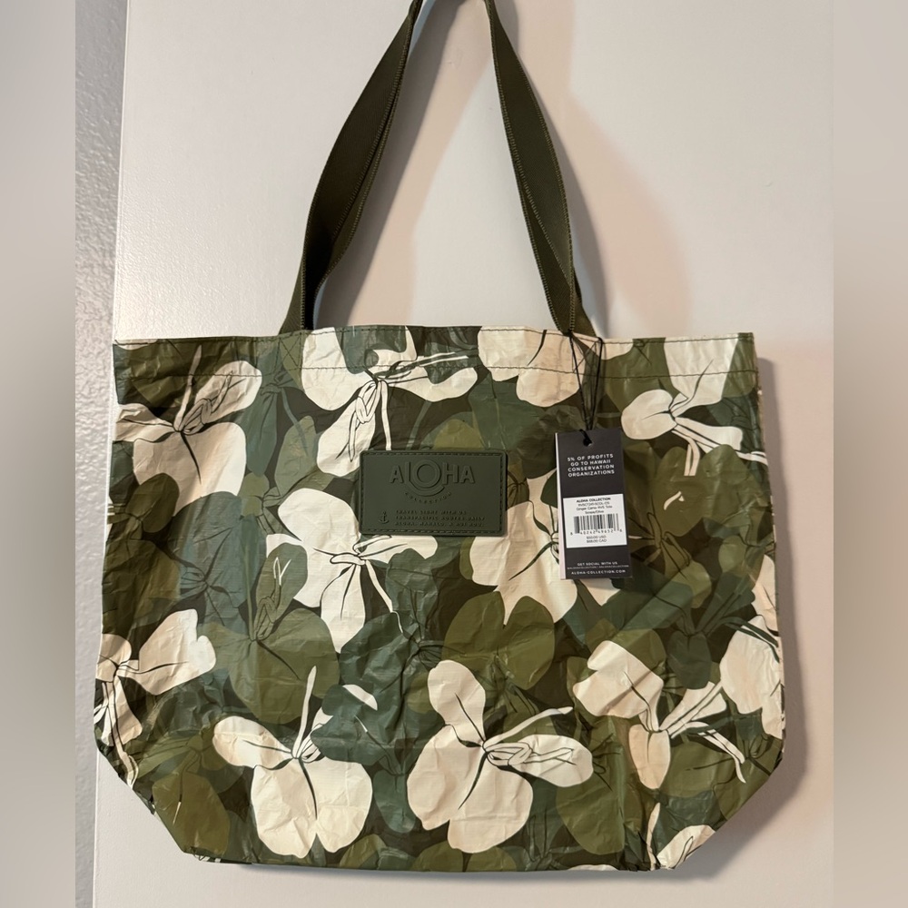 Aloha Collection Green Ginger Reversible Tote Bag